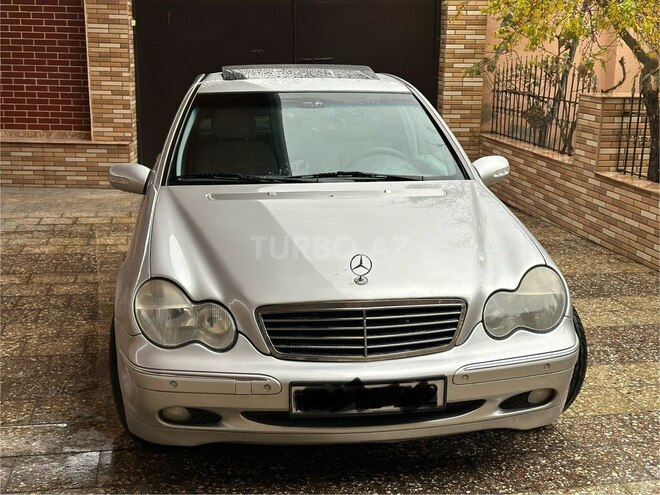 Mercedes C 200 2001, 266,000 km - 2.0 l - Bakı