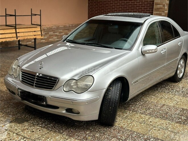 Mercedes C 200 2001, 266,000 km - 2.0 l - Bakı
