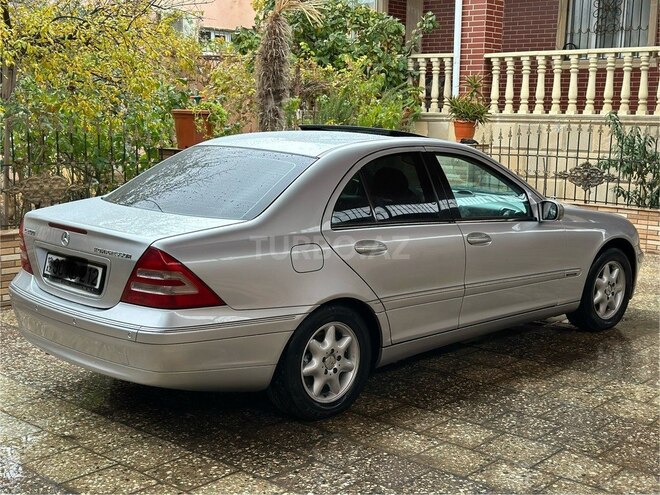 Mercedes C 200 2001, 266,000 km - 2.0 l - Bakı