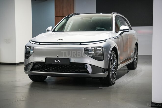 XPeng G9-1