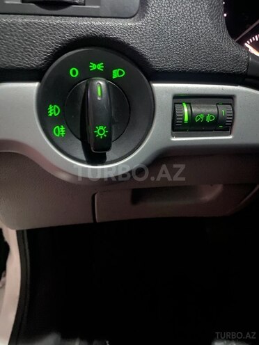 Skoda Octavia 2011, 216,500 km - 1.6 l - Bakı