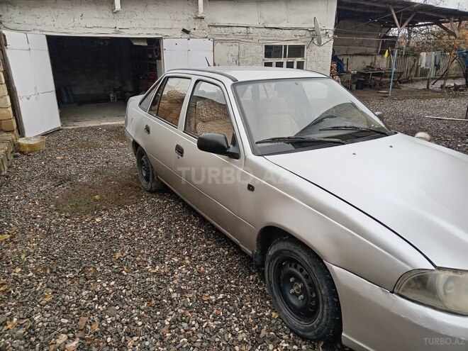 Daewoo Nexia 2010, 337,581 km - 1.5 л - Quba