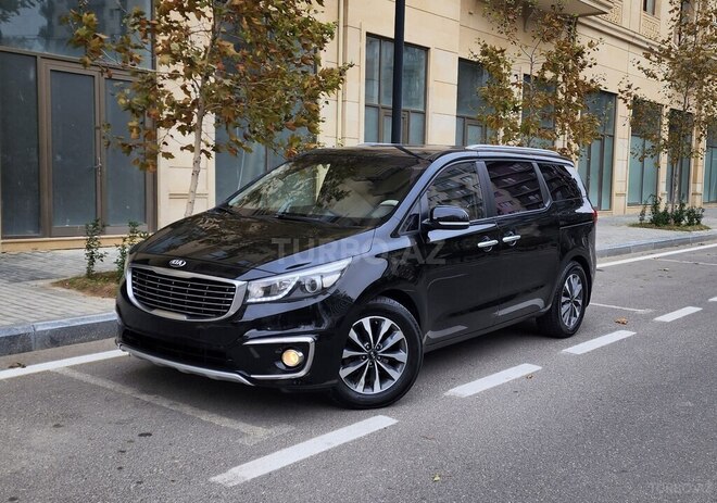 Kia Carnival 2015, 272,000 km - 2.2 l - Bakı