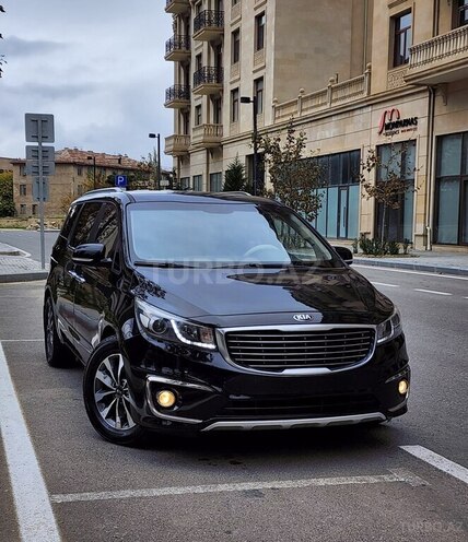 Kia Carnival 2015, 272,000 km - 2.2 l - Bakı