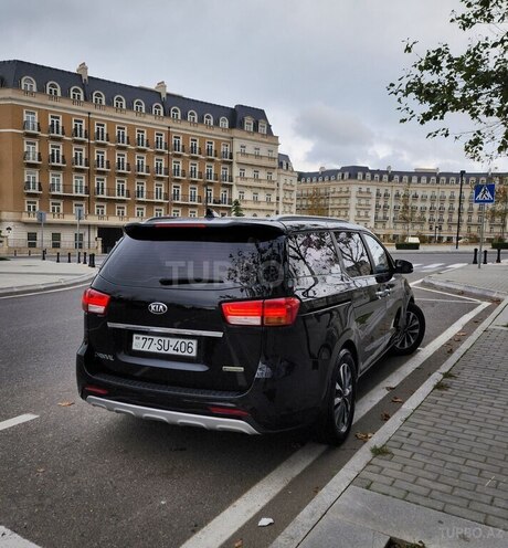 Kia Carnival 2015, 272,000 km - 2.2 l - Bakı