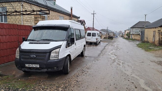 Ford Transit 2012, 390,000 km - 2.4 л - Quba