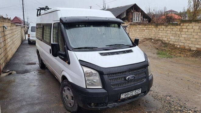 Ford Transit 2012, 390,000 km - 2.4 л - Quba