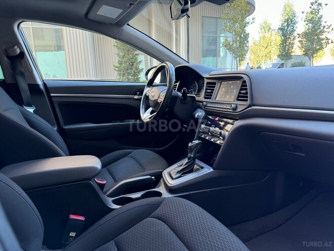 Hyundai Elantra 2019, 49,000 km - 2.0 л - Bakı