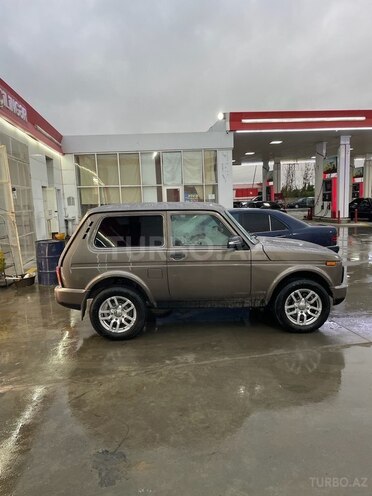 LADA (VAZ) Niva 2015, 130,000 km - 1.7 l - Bakı