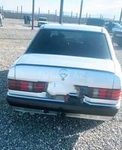 Mercedes 190 1992, 255,000 km - 2.3 l - Gəncə
