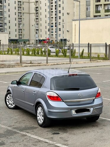 Opel Astra 2004, 246,000 km - 1.4 l - Bakı