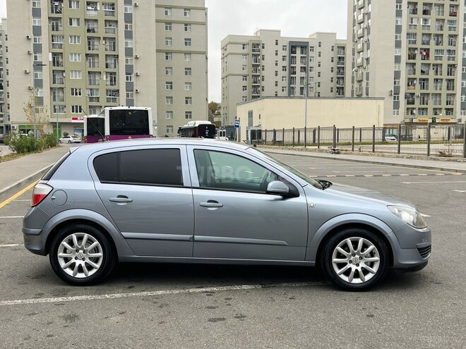 Opel Astra 2004, 246,000 km - 1.4 l - Bakı