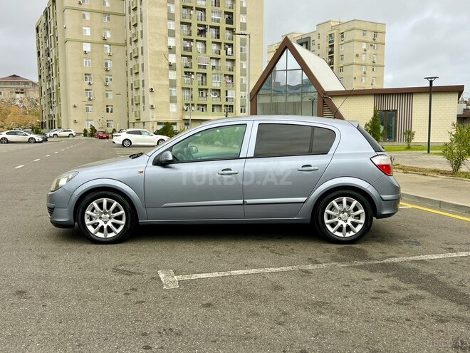 Opel Astra 2004, 246,000 km - 1.4 l - Bakı
