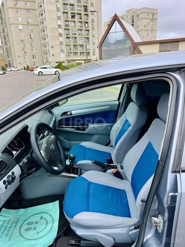 Opel Astra 2004, 246,000 km - 1.4 l - Bakı