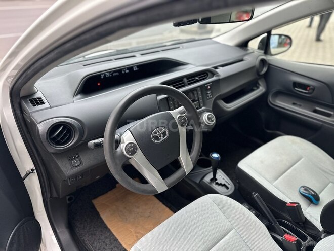 Toyota Aqua 2015, 37,500 km - 1.5 l - Bakı