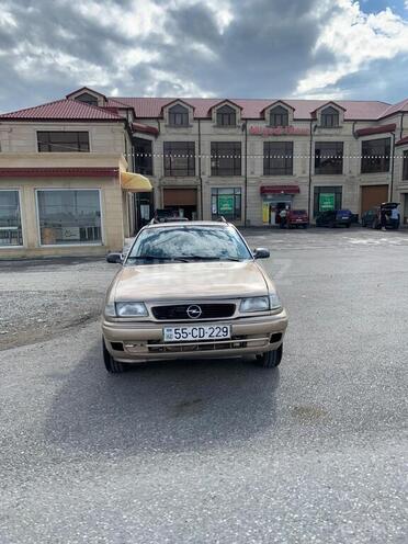 Opel Astra 1997, 245,877 km - 1.6 л - Quba