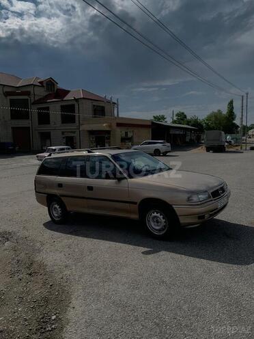 Opel Astra 1997, 245,877 km - 1.6 л - Quba