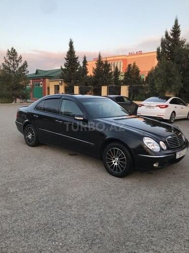 Mercedes E 220 d 2005, 267,000 km - 2.2 л - Bakı