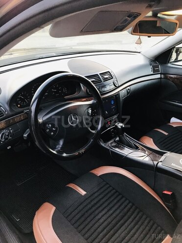 Mercedes E 220 d 2005, 267,000 km - 2.2 л - Bakı