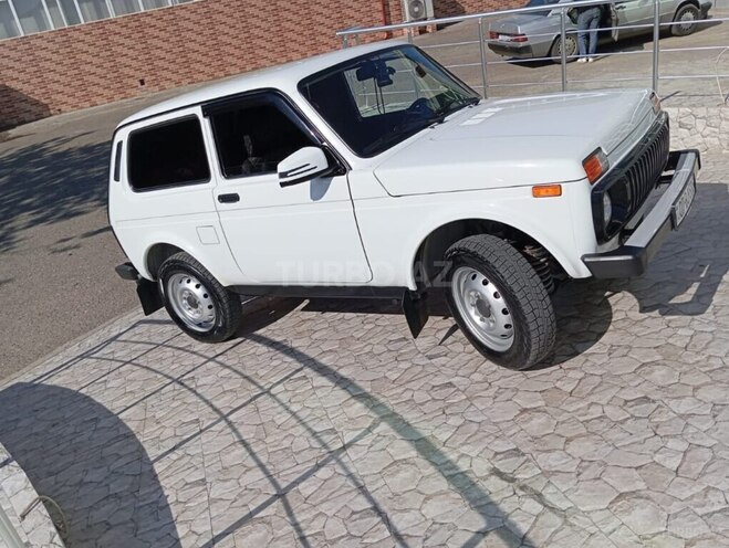 LADA (VAZ) Niva 2018, 116,000 km - 1.7 l - Astara