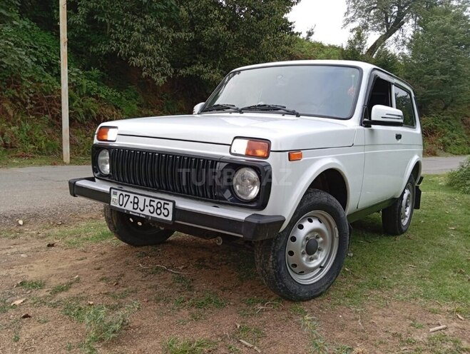 LADA (VAZ) Niva 2018, 116,000 km - 1.7 l - Astara