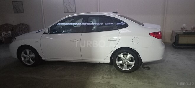 Hyundai Elantra 2009, 371,521 km - 2.0 l - Şirvan