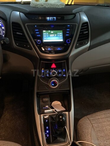 Hyundai Elantra 2015, 216 km - 1.8 л - Bakı
