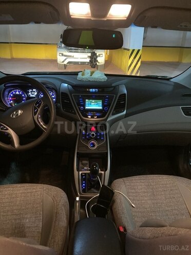 Hyundai Elantra 2015, 216 km - 1.8 л - Bakı