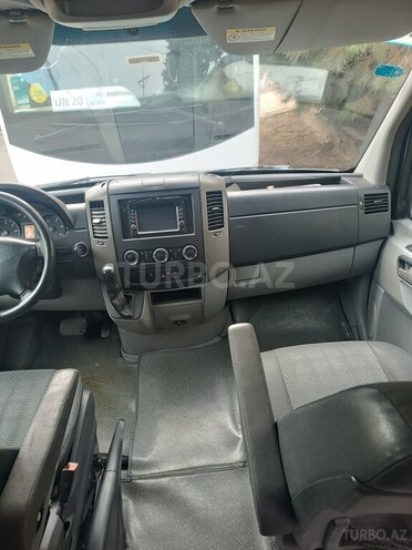 Mercedes Sprinter 318 2010, 266,660 km - 3.0 l - Bakı