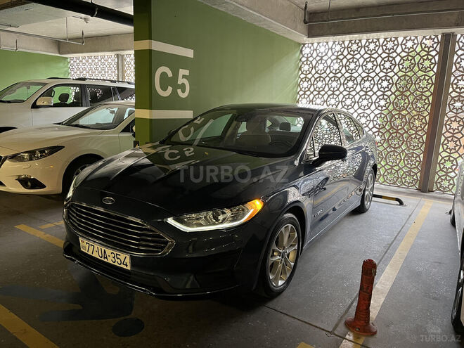 Ford Fusion (North America) 2019, 180,000 km - 2.0 l - Bakı