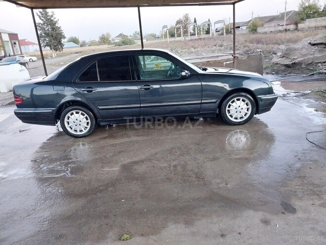 Mercedes E 220 d 2002, 685,000 km - 2.2 l - İmişli