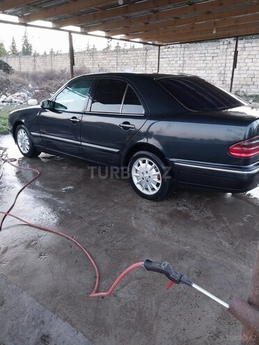 Mercedes E 220 d 2002, 685,000 km - 2.2 l - İmişli