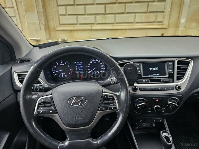 Hyundai Accent 2019, 121,000 km - 1.6 l - Bakı