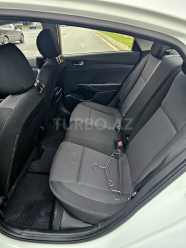Hyundai Accent 2019, 121,000 km - 1.6 l - Bakı