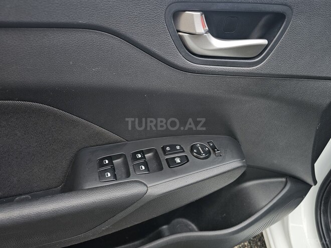 Hyundai Accent 2019, 121,000 km - 1.6 l - Bakı
