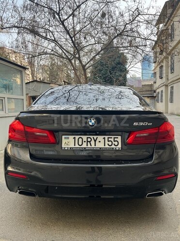 BMW 530e-4