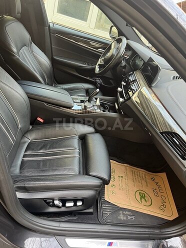 BMW 530e-6