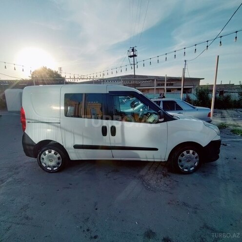 Fiat Doblo 2011, 300,000 km - 1.4 l - Bakı