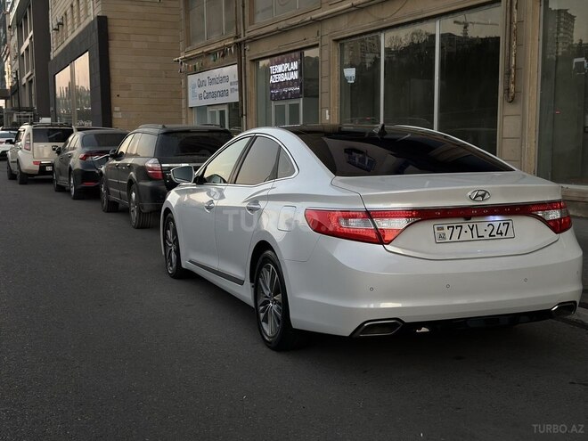 Hyundai Grandeur 2015, 177,000 km - 2.2 l - Bakı