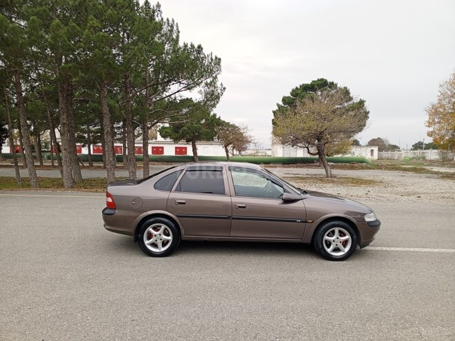 Opel Vectra 1998, 313,664 km - 1.8 l - Sumqayıt