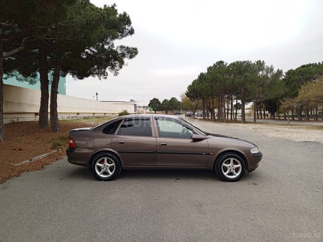 Opel Vectra 1998, 313,664 km - 1.8 l - Sumqayıt