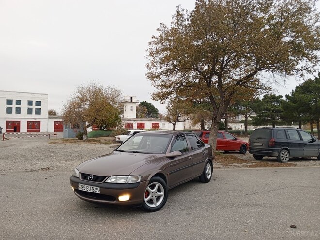 Opel Vectra 1998, 313,664 km - 1.8 l - Sumqayıt