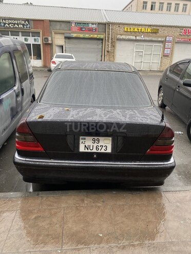 Mercedes C 230 1998, 143,000 km - 2.3 l - Bakı