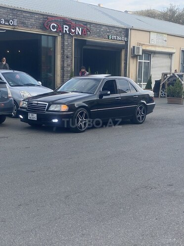 Mercedes C 230 1998, 143,000 km - 2.3 l - Bakı