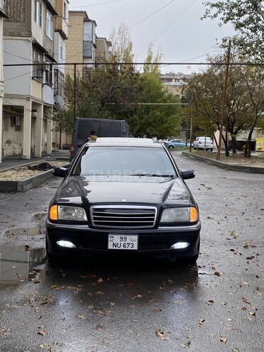 Mercedes C 230 1998, 143,000 km - 2.3 l - Bakı