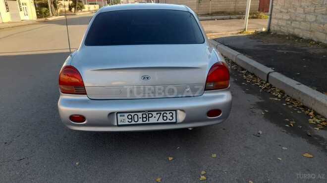 Hyundai Sonata 2000, 395,000 km - 2.0 l - Gəncə