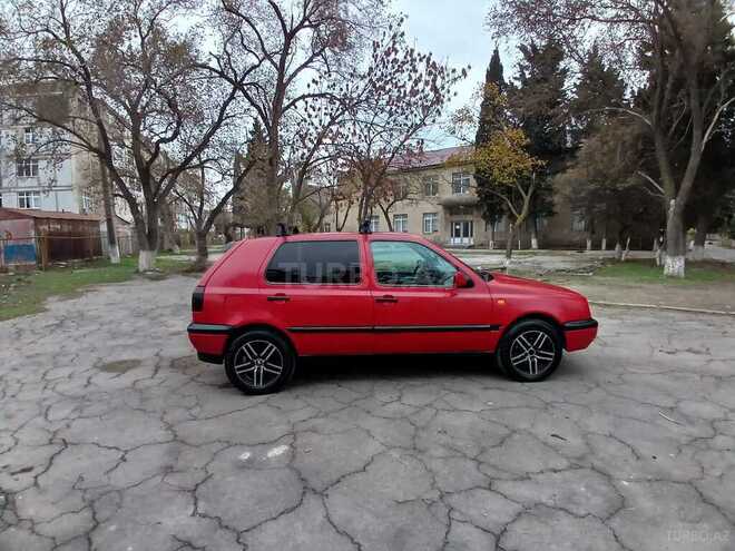 Volkswagen Golf 1995, 256,666 km - 2.0 l - Sumqayıt