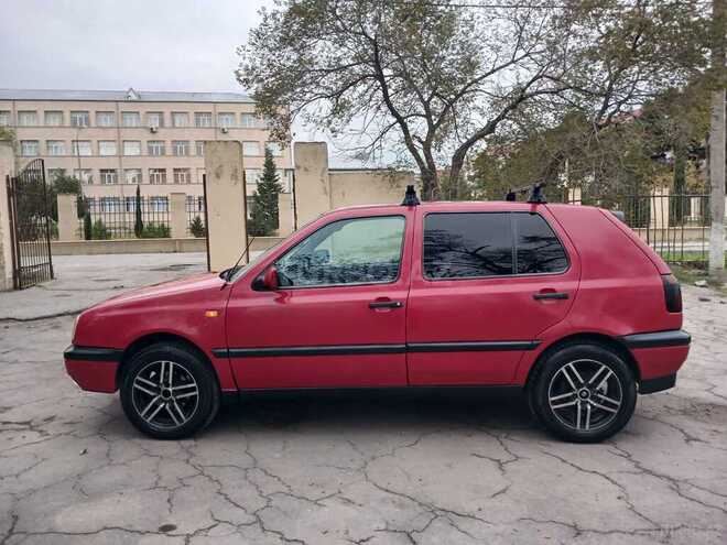 Volkswagen Golf 1995, 256,666 km - 2.0 l - Sumqayıt
