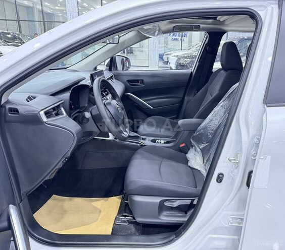 Toyota Corolla Cross-11