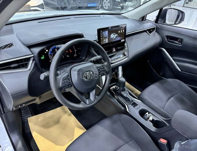 Toyota Corolla Cross-9
